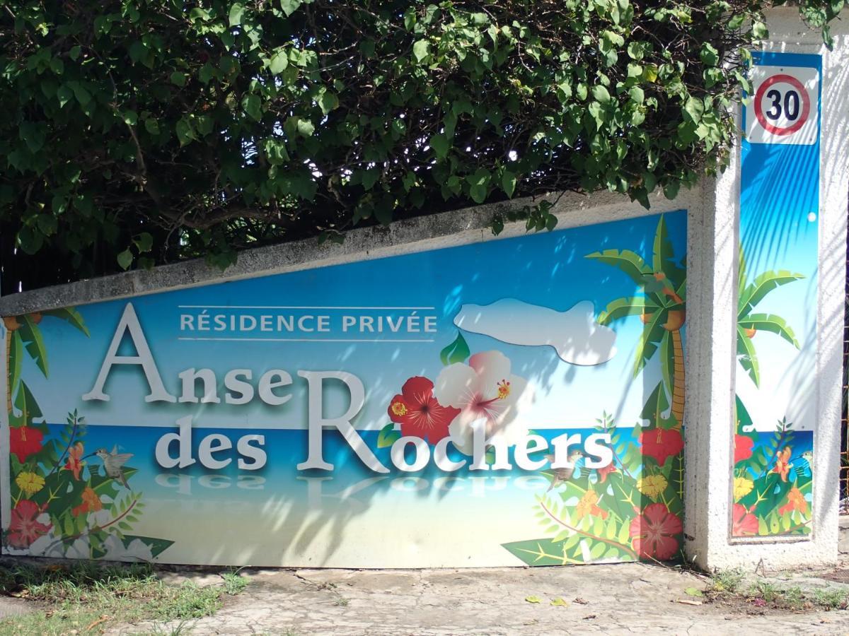 Ti Kaz Emeraude - Mer, soleil et sable fin, piscine et tennis Saint-Francois  Exterior foto